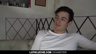 Latinleche – latino stud barebacks his boy best friend