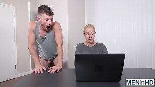 Two young hunks drill one mature daddy